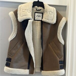 Zara Cream and Brown Shearling Vest